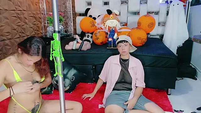 Twindesires online show from 10.29.25