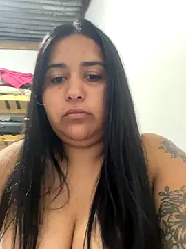 Snapshot of Ayee23-3 chatting on 09.27.25 Ayee23-3 online show from 09.27.25