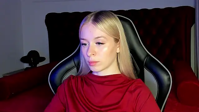 MiaGraces online show from 11.24.25