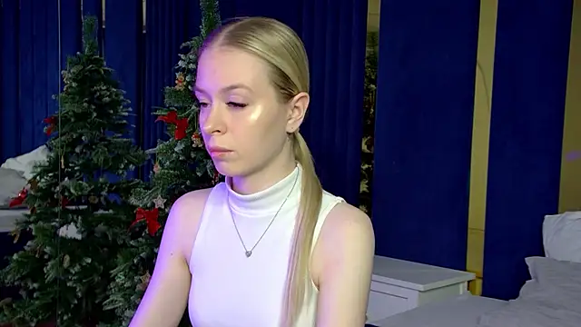 MiaGraces online show from 12.18.25