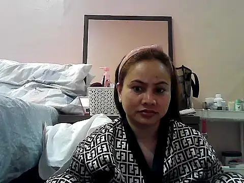 Snapshot of Amarrahlyn chatting on 05.14.26 Amarrahlyn online show from 05.14.26
