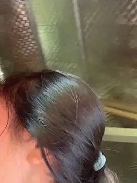 Snapshot of Halyy_xx chatting on 10.05.25 Halyy xx online show from 10.05.25