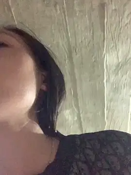 Snapshot of Halyy_xx chatting on 10.07.25 Halyy xx online show from 10.07.25