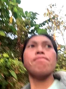 Snapshot of Halyy_xx chatting on 11.05.25 Halyy xx online show from 11.05.25