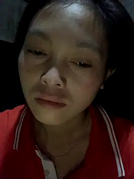 Snapshot of Halyy_xx chatting on 11.12.25 Halyy xx online show from 11.12.25