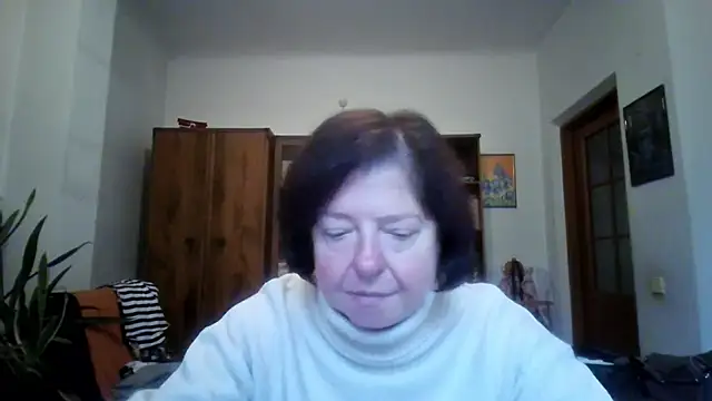 Violet Pulse online show from 10.27.25