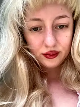 RonnieKiss online show from 12.15.25