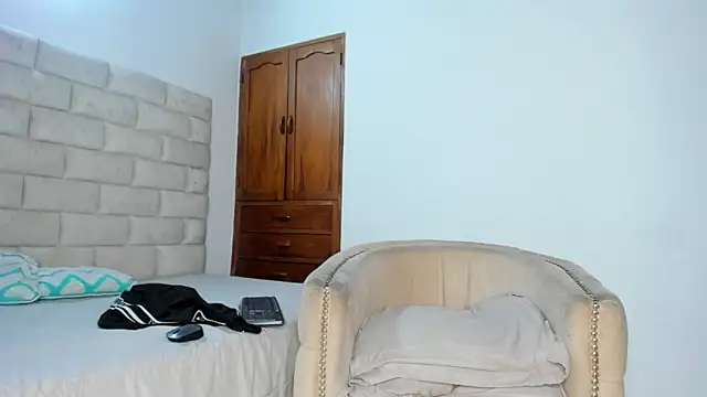 BennBrown online show from 10.26.25