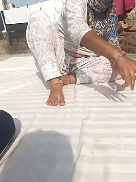 Cute-Charvii online show from 12.18.25