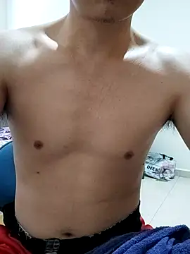 Snapshot of VIncent_mimi chatting on 11.15.25 VIncent mimi online show from 11.15.25