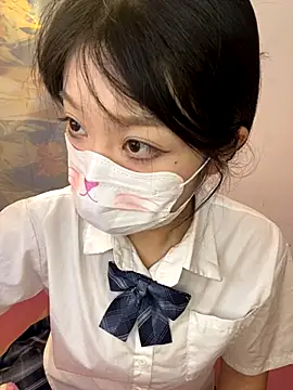 AZ37866 online show from 10.04.25