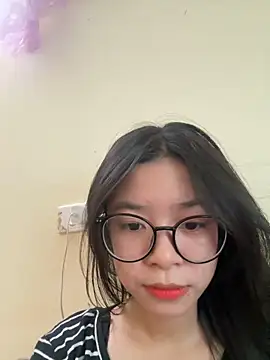 mau15  online show from 10.18.25