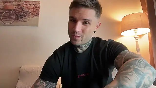 Larsskeet online show from 10.02.25