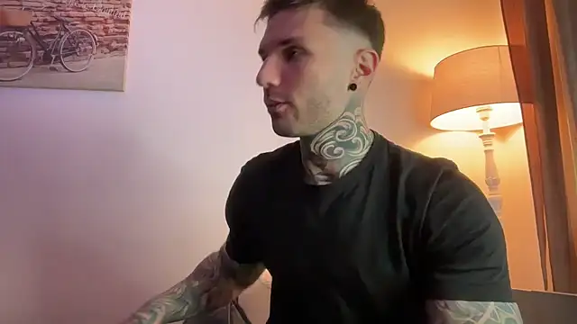 Larsskeet online show from 10.07.25