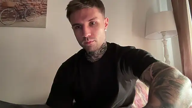 Larsskeet online show from 10.13.25