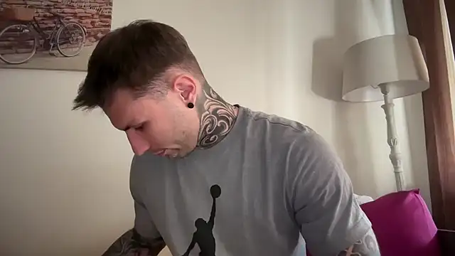 Larsskeet online show from 10.16.25