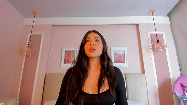 Sarah Reidd online show from 10.30.25