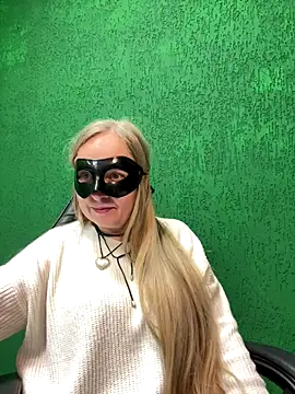 B i r d i e online show from 10.22.25