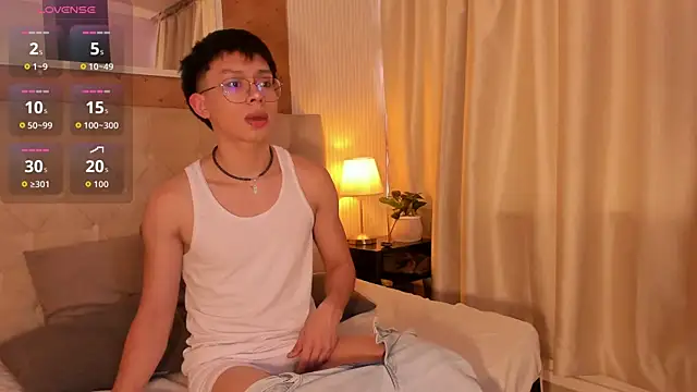 liam twiink online show from 10.28.25