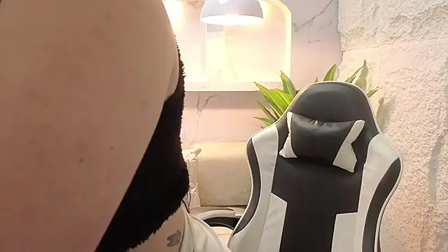 scarlett smith tp online show from 11.20.25