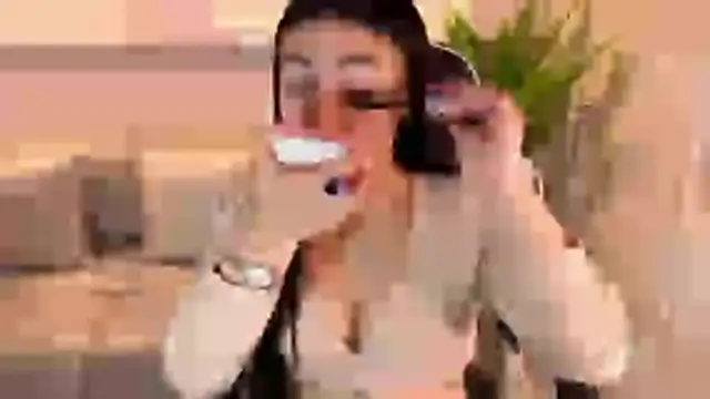 scarlett smith tp online show from 12.18.25