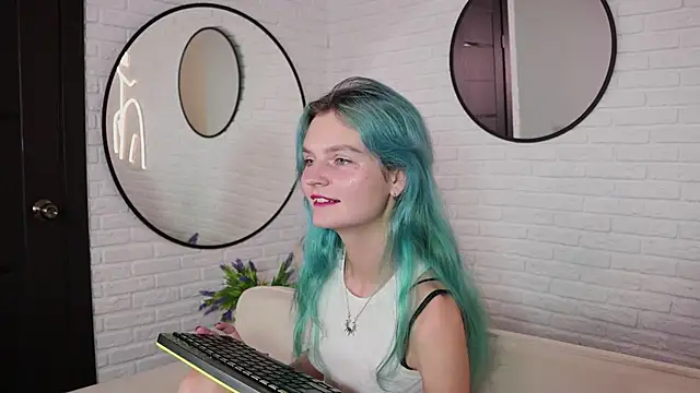 Lika Sky online show from 09.28.25