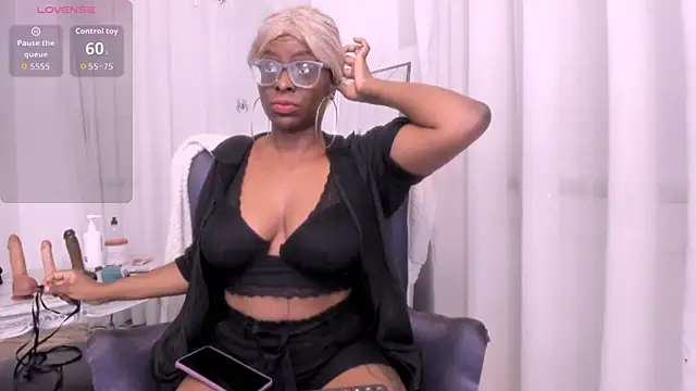 LolaJenkinss online show from 11.08.25