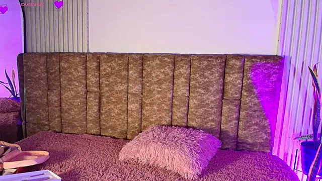 Missdionne curly online show from 03.13.26