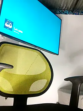 Snapshot of Mason_grey chatting on 10.05.25 Mason grey online show from 10.05.25