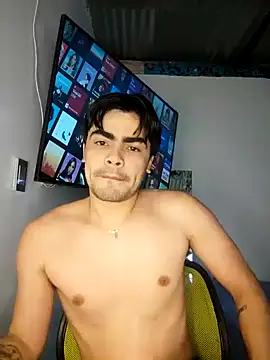 Snapshot of Mason_grey chatting on 10.22.25 Mason grey online show from 10.22.25