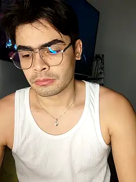 Snapshot of Mason_grey chatting on 11.17.25 Mason grey online show from 11.17.25