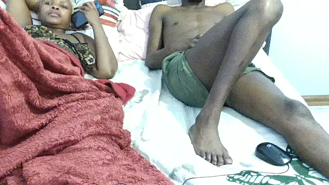 Snapshot of Dandelion_enigman chatting on 10.27.25 Dandelion enigman online show from 10.27.25