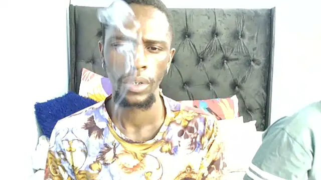 Snapshot of Dandelion_enigman chatting on 11.01.25 Dandelion enigman online show from 11.01.25