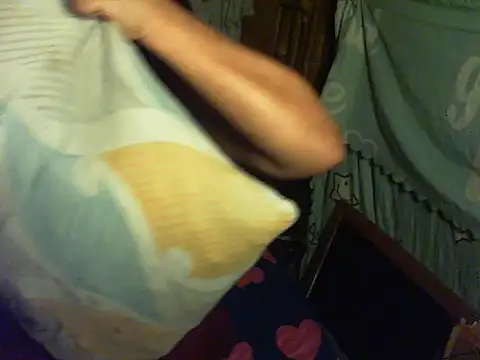 Snapshot of Hot_aya0516 chatting on 10.15.25 Hot aya0516 online show from 10.15.25