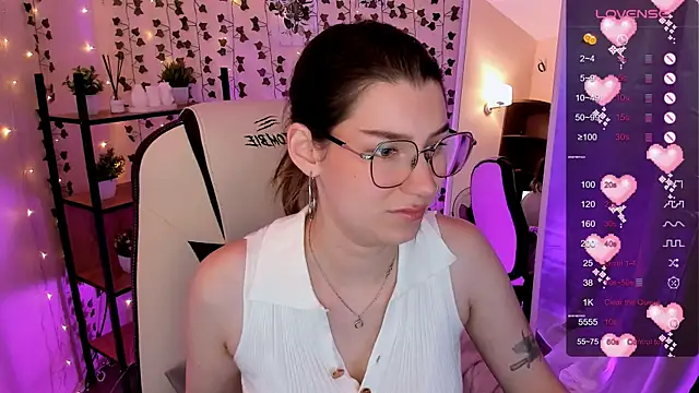 LinaBlossom  online show from 07.20.26