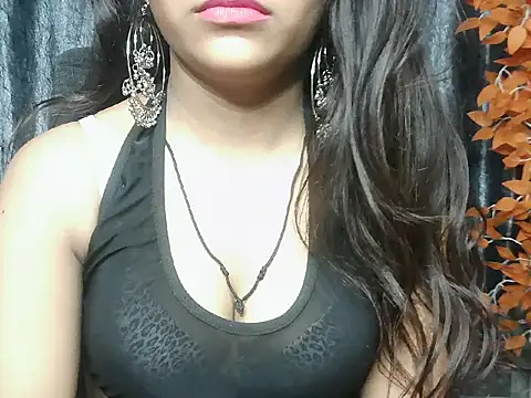 Snapshot of Sweey_Bebo chatting on 10.12.25 Sweey Bebo online show from 10.12.25