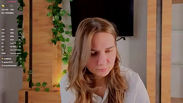 TiffanyBrooklin online show from 09.26.25