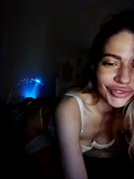 Snapshot of VIOLA-Sweeting chatting on 06.08.26 VIOLA-Sweeting online show from 06.08.26