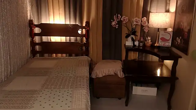 Jastine hunk online show from 10.05.25