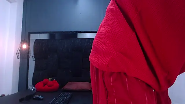 Snapshot of Daniel_delux_ chatting on 10.04.25 Daniel delux online show from 10.04.25