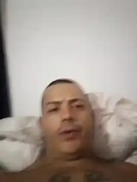 Snapshot of MaximoHall86 chatting on 11.07.25 MaximoHall86 online show from 11.07.25