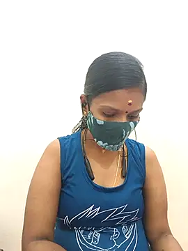 Tamil Yalini12 online show from 10.18.25