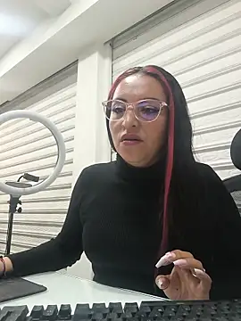 Alisson Stonee online show from 05.15.26