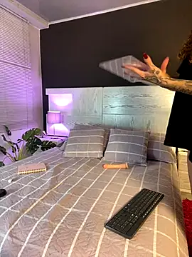 Camila Nyx online show from 12.01.25