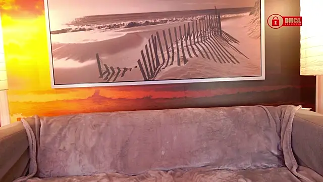 Snapshot of Charming_LIA chatting on 10.21.25 Charming LIA online show from 10.21.25