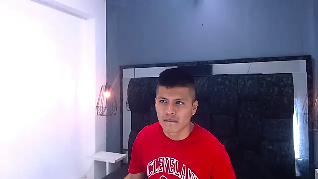 marcus hans  online show from 11.03.25