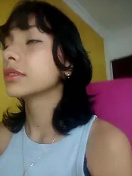 xoxo milk online show from 10.06.25