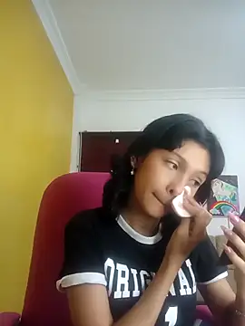 xoxo milk online show from 10.18.25