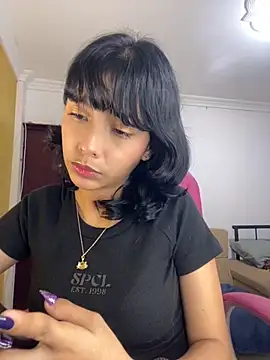 xoxo milk online show from 11.15.25