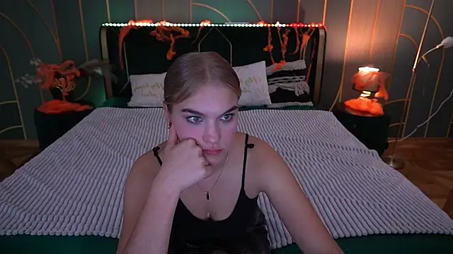 AlinaLiii online show from 11.03.25